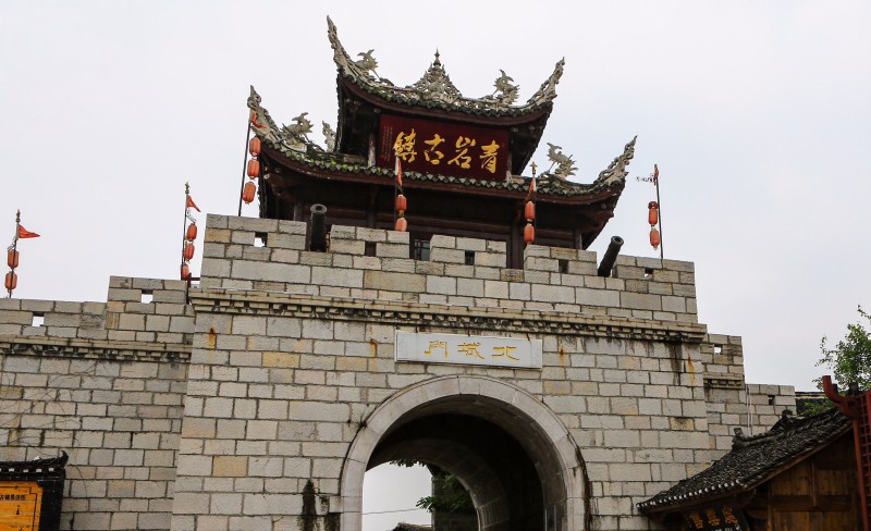 当地人教你玩转青岩古镇说说这里的典故