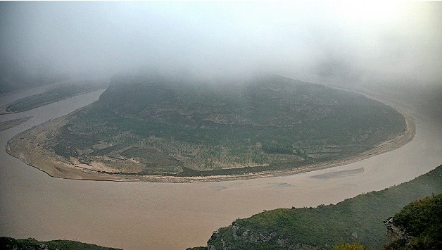 乾坤湾黄河漂流