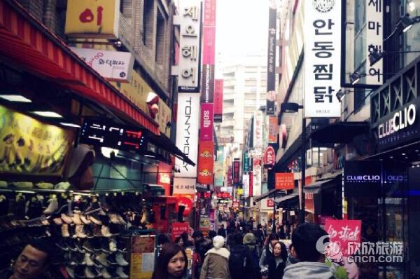 �ӹ��ں���Ŀǰ���������������������и߷��ڼ䣬����ʼ���������������������������ɽ�����ǵ������ȵ�������������������ʼ�������ڳ���ɽ�����֡����ǵ�����ʤ�ء����⣬�������ϲ����γǡ����ݵ�̽�׷��Ѻ�����9��30��~10��1�գ�����10��6��~10��8��Ҳ��Ϊ�𱬡�