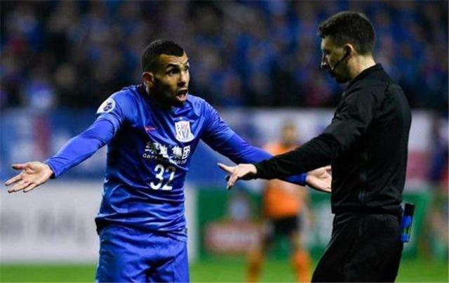 这才是中国联赛需要的外援:受伤后含泪道歉 自愿承担机票+治疗费