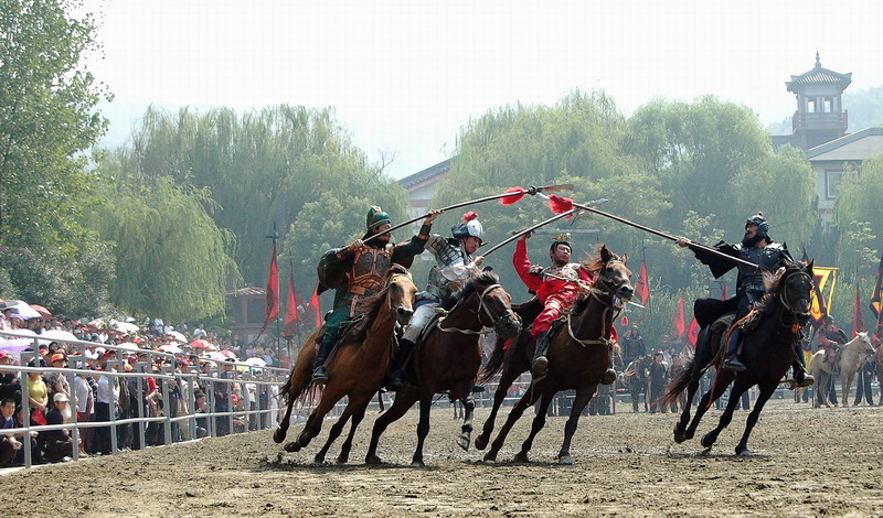 三国城演出——三英战吕布_中央电视台无锡影视基地三国城水浒城景区