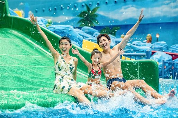 广州融创水世界回归在即,海上灯光秀、热浪派对打造玩水欢乐新体验