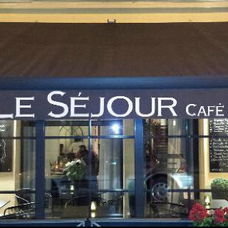 Le Sejour Cafe